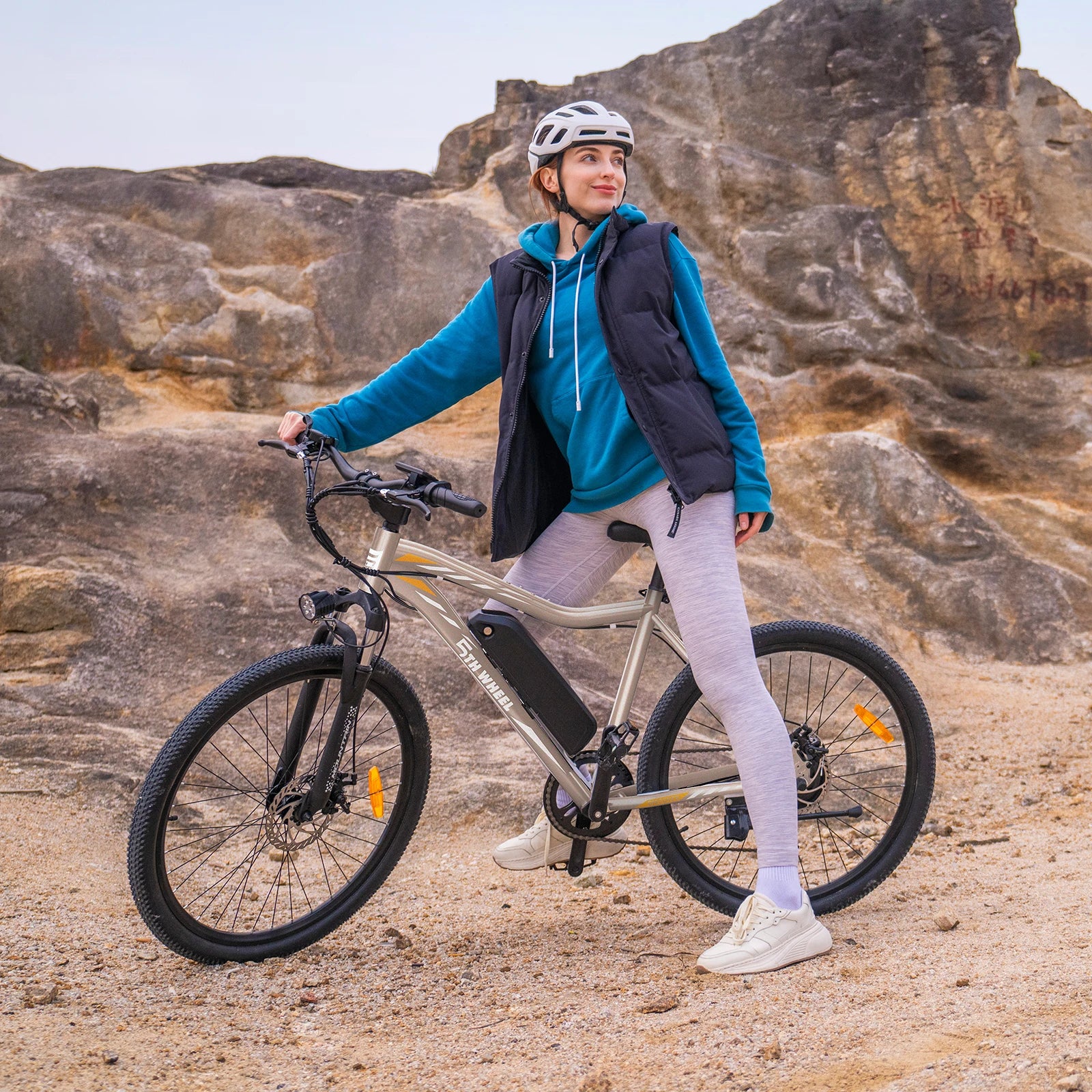 5TH WHEEL AB17 Electric Bike – 700W Peak Motor, Front Suspension